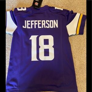Nike Justin Jefferson Jersey - kids S - NWT